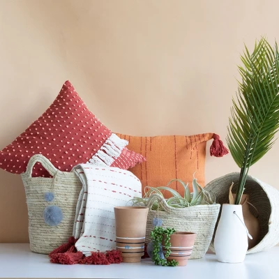 Set Of 3 Natural Corn Husk Decorative Storage Baskets With Hand Tied Pom Poms - Foreside Home & Garden 4 Set Of 3 Natural Corn Husk Decorative Storage Baskets With Hand Tied Pom Poms - Foreside Home & Garden - Image 2