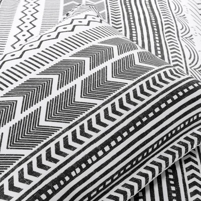 Hygge Geo Reversible Comforter Set - Lush Décor 6 Hygge Geo Reversible Comforter Set - Lush Décor - Image 4