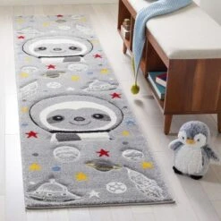 Carousel Kids CRK140 Power Loomed Area Rug - Safavieh