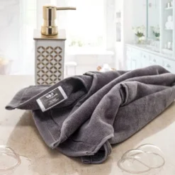 Creative Scents Diamond Lattice Lotion Dispenser -Baxton Studio Store GUEST 85ebcccc 9c23 468b 83ac 3087457a94c8