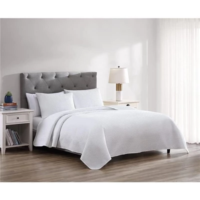 The Nesting Company Aspen 3 Piece Bedding Collection Embossed Quilt Coverlet Bedspread With 2 Pillow Shams Ultra Luxuriously Soft Lightweight And Comfortable Microfiber 6 The Nesting Company Aspen 3 Piece Bedding Collection Embossed Quilt Coverlet Bedspread With 2 Pillow Shams Ultra Luxuriously Soft Lightweight And Comfortable Microfiber - Image 4